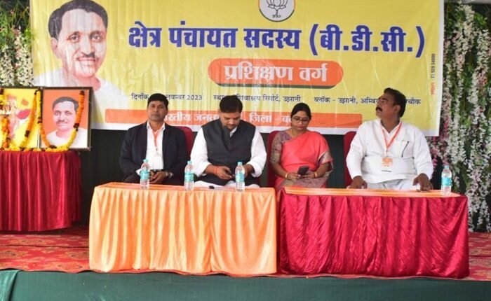 Beneficiaries are getting the benefits of old age, widow and disabled pension on time - Harshvardhan Arya