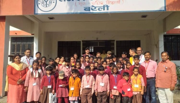 Disabled children were given a visit to Doordarshan and Government Deaf School.