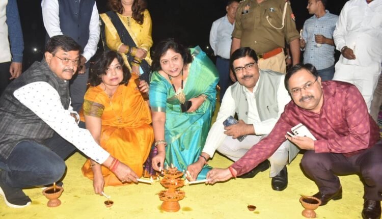 Badaun: On the auspicious occasion of Diwali festival, Deepotsav and Diwali fair organized at Reserve Police Line Parade Ground.