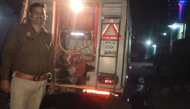 Fire broke out due to short circuit in Hasainpur, villagers controlled it