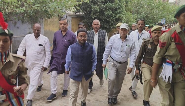 sikandarabaad: M.S. Inter College organized Diwali fair