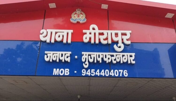 Panchayat's order - Four accused of molesting minor girls were made bald after beating them in the Panchayat.