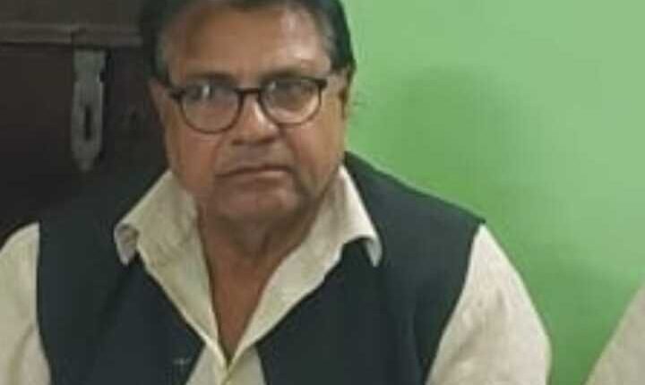 Badaun District Congress Committee President Omkar Singh extended greetings and best wishes on the auspicious occasion of Diwali.