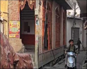 MLA Lakshmi Raj Singh got the dilapidated electrical wires replaced within 24 hours. People are praising the MLA