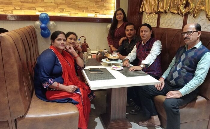 Marriage anniversary of film producer Brijesh Pandey's daughter celebrated with pomp