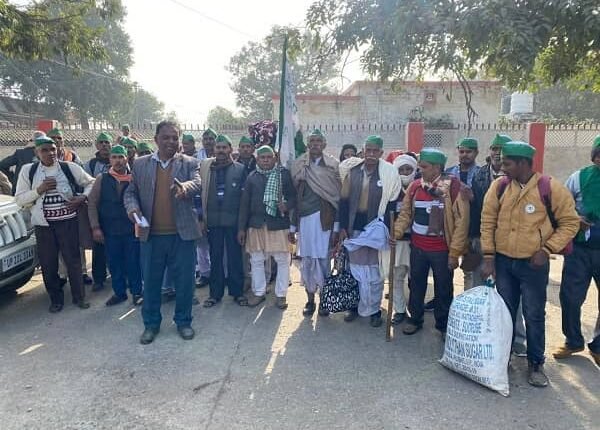 Badaun, Bharatiya Kisan Union Tikait will hold tractor parade across the district on 26 January