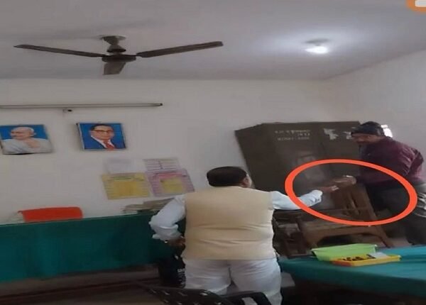 Video of junior assistant taking bribe goes viral, creates stir