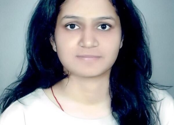 sikandarabad: Srishti Agarwal got sixth position in ISS exam