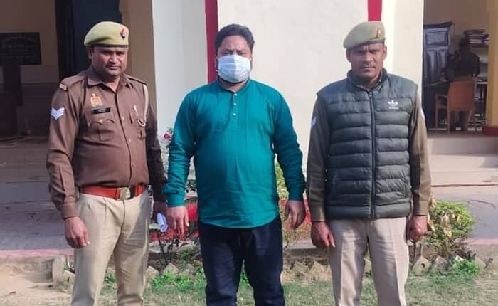 Police Station Kotwali arrested a wanted criminal