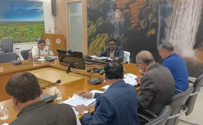 Mirzapur Vindhyachal Development Authority Board meeting concluded under the chairmanship of Divisional Commissioner