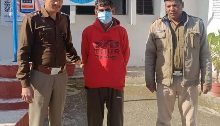 Dehradun police arrested the criminal who was absconding for 28 years