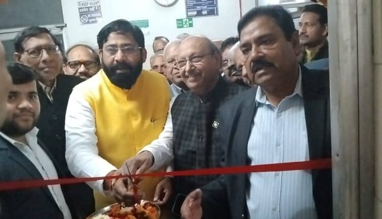 Dialysis center started in Yash Raj Hospital