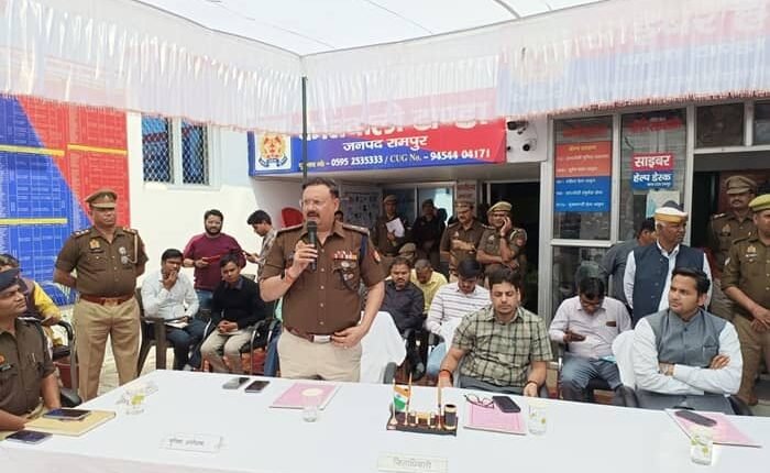 Rampur: District Magistrate and Superintendent of Police appealed to maintain peace regarding upcoming festivals.