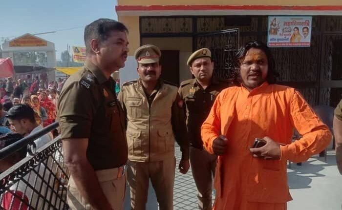 Additional Superintendent of Police took stock of the security arrangements at Bhu Vameshwar Temple Rathonda on the occasion of Mahashivratri festival.