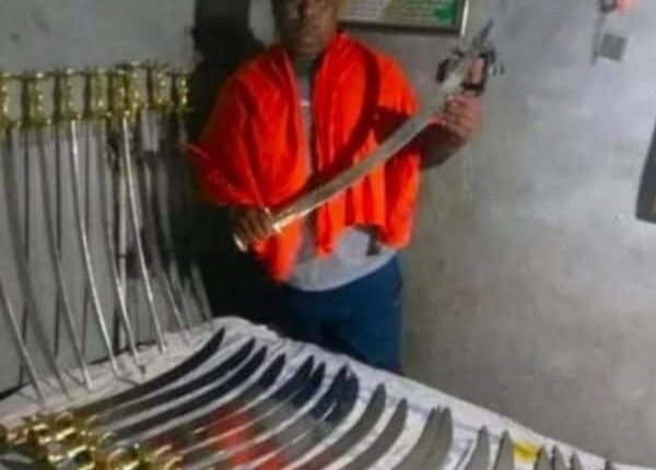 Police administration issued show cause notice regarding cancellation of arms license of Bittu Bajrangi.