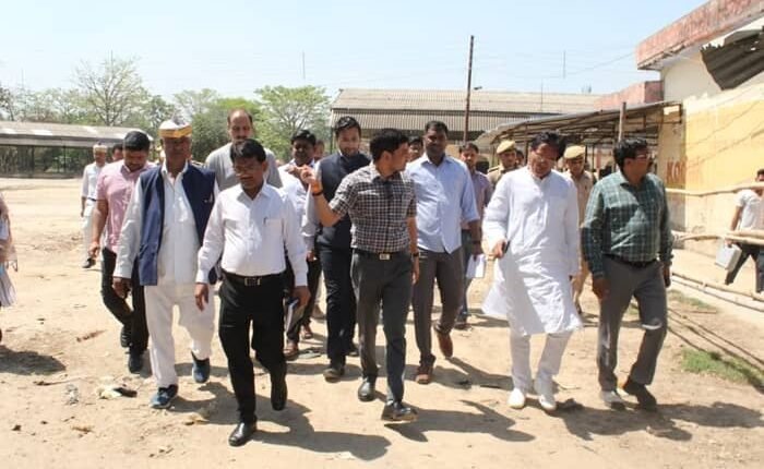 Commissioning work of EVM will start from 9th April in Naveen Mandi complex of Rampur.