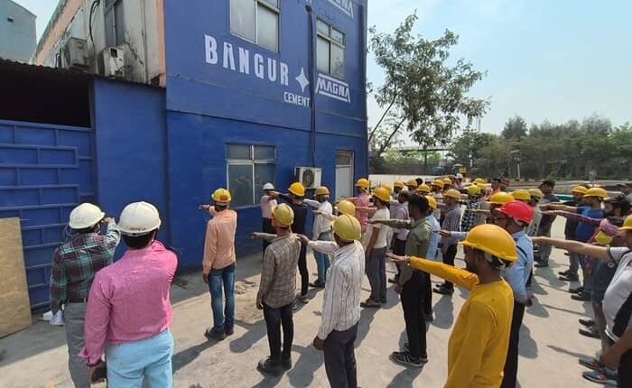 Workers took oath to vote