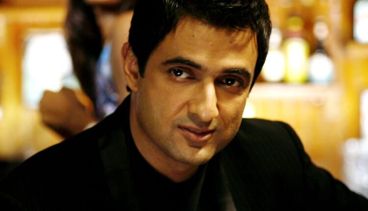 Birthday Special: Sanjay Suri, born in the valleys of Srinagar, became a film producer after flopping in acting, has faced the brunt of terrorism.