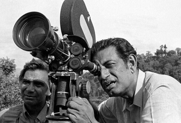 Death Anniversary: Painter turned filmmaker, made a total of 29 films and 10 documentaries in his life, out of which 32 received National Awards.