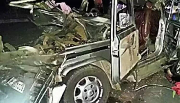 Tragic road accident in Indore, 8 people died due to Bolero SUV accident