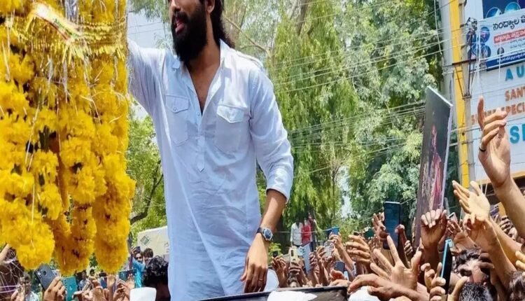 Allu Arjun trapped in case of violation of code of conduct