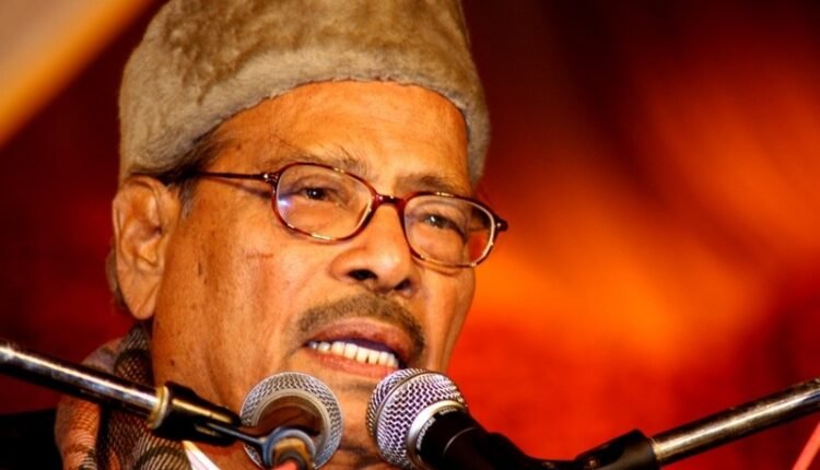 Birth Anniversary: Manna Dey was one of the great singers of Hindi music industry, gave his melodious voice to about 4000 songs.
