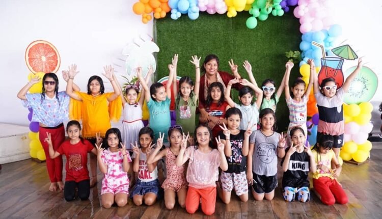 ‘Rain Shower’ party organized for class 2 at Junior Wigs ‘Blooms’ of Bloomingdale School.