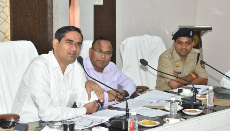 A meeting was held under the chairmanship of the District Magistrate for preparations for counting of votes.