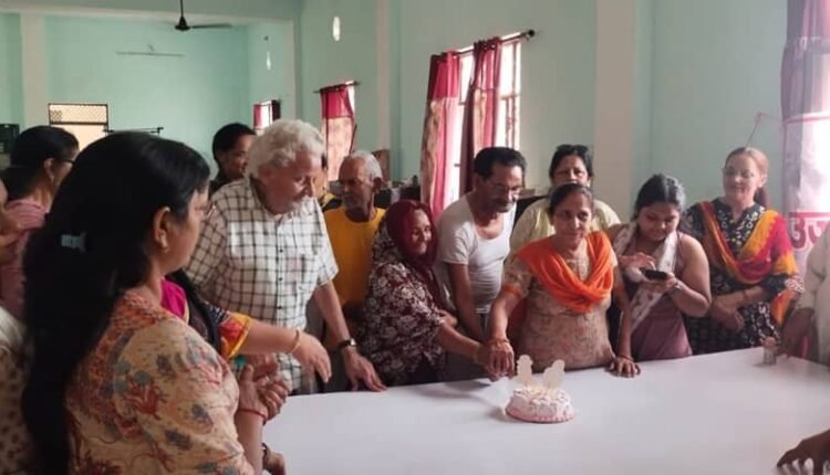 Mother's Day 2024: Women of Ujjwala Society spread happiness on withered faces on Mother's Day.