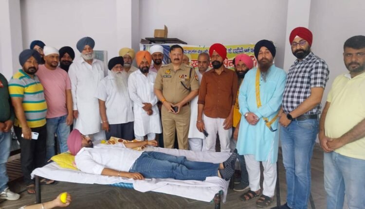 Blood donation camp organized in Gurudwara on the martyrdom day of Arjun Dev Ji Maharaj Ji.