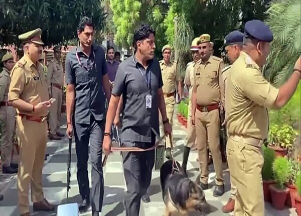 Delhi airport bomb scare: 13-year-old boy apprehended, sent email 'just for fun'