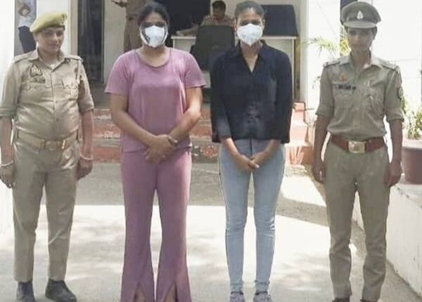 Young men are getting ruined after getting trapped in the trap of beautiful women.. 6 arrested including the mastermind of honey trap gang and 2 girls