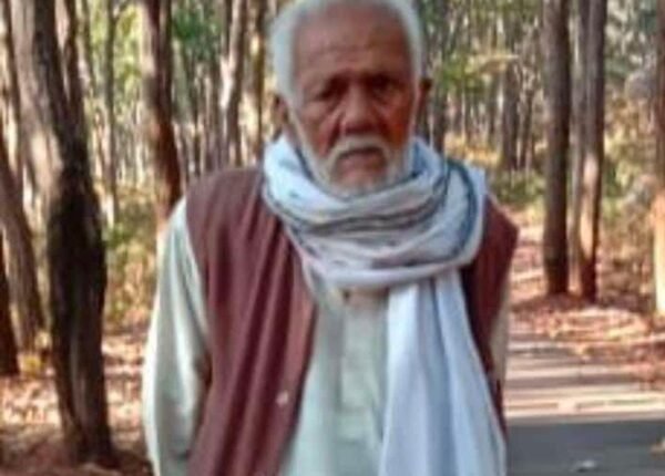 Babu Vishwanath Singh, socialist pioneer and democracy fighter of Mirzapur district is no more