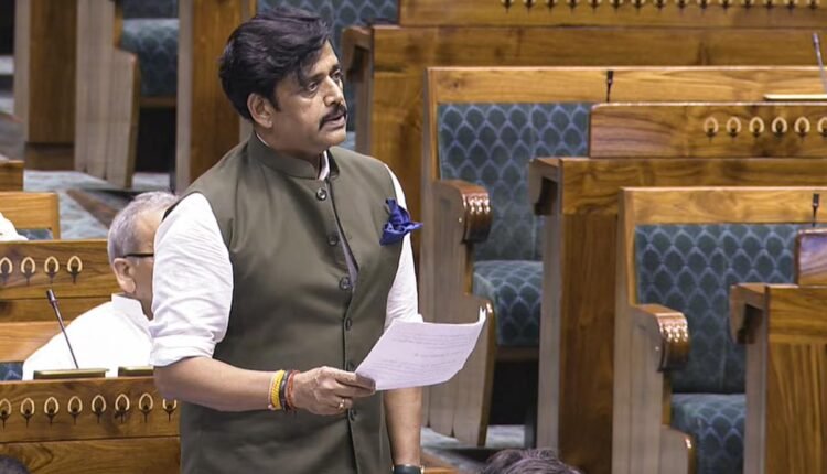 Ravi Kishan introduces bill for official status to Bhojpuri, says language not about crass songs