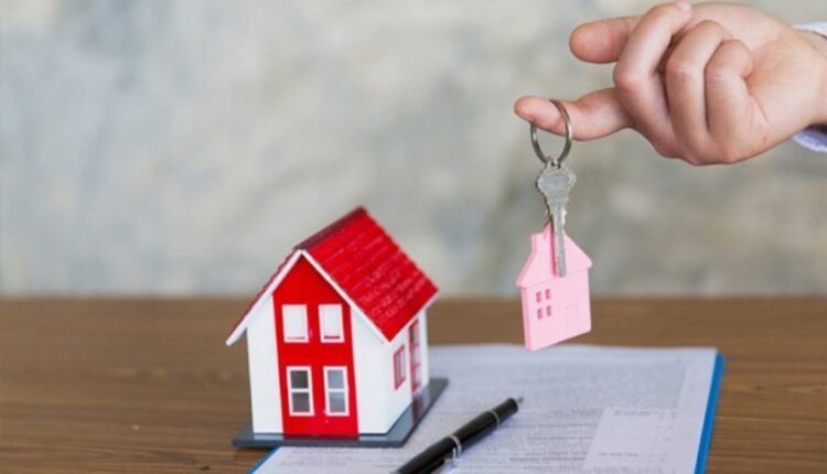 Noida's biggest news: Teachers will have to give details of movable and immovable assets, protest is certain -