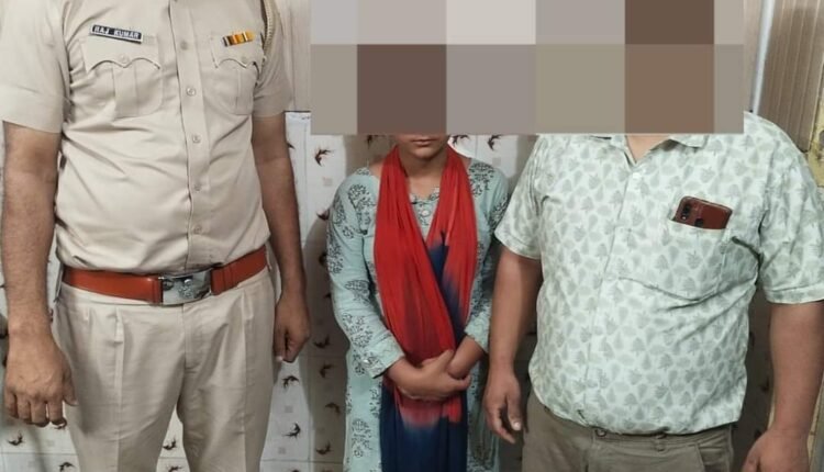 The police post Parvatiya Colony team traced the 14-year-old minor girl who was missing from her home and handed her over to her family