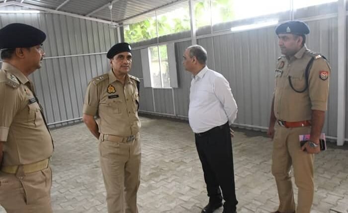 Inspection of security arrangements in Rampur and orders to ban Chinese Manjha