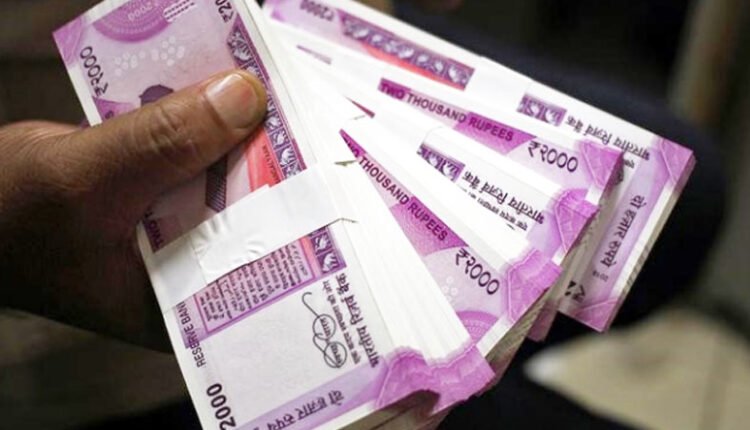 Government's gift to employees doing election duty: one month's extra salary