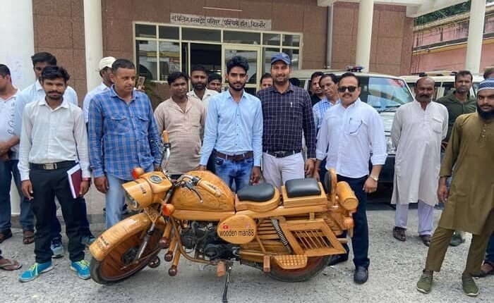 The city's new SHO Rakesh Singh took charge-