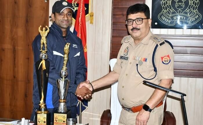 The district police of Badaun brought glory to the district in the bodybuilding competition
