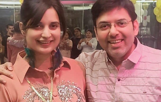 Claims to make a 60 year old man look 25 years younger...