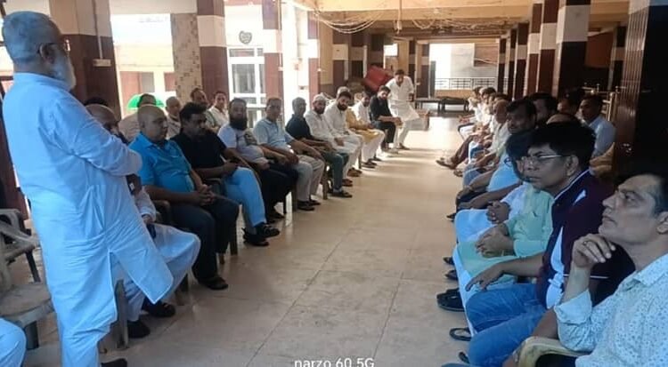 Do not spread goods on the roads, smooth traffic will increase business - Shailendra Sharma