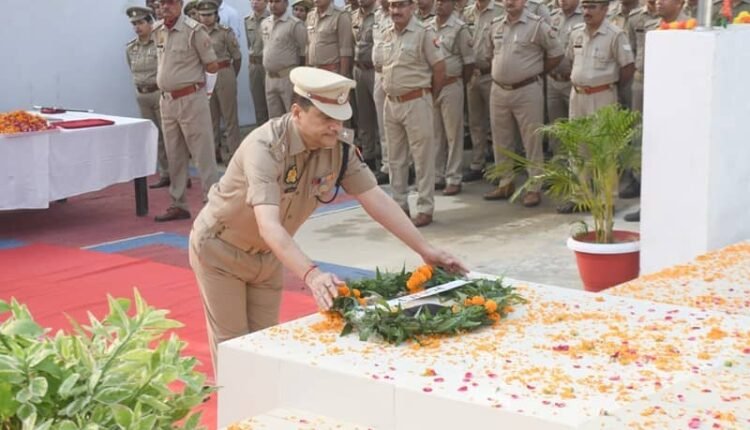 On Police Memorial Day, humble tribute was paid to the martyred policemen in Rampur.
