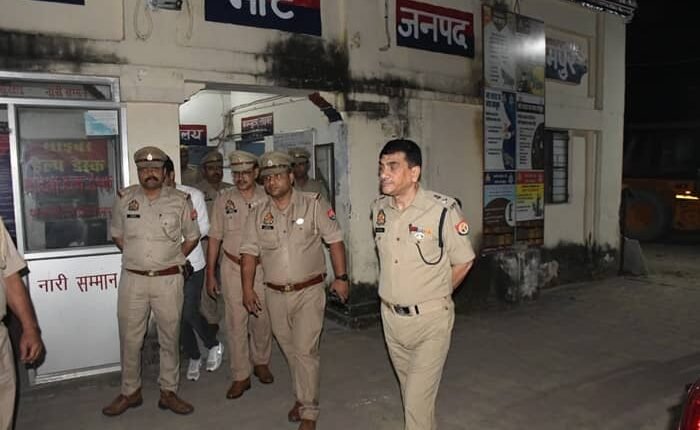 Superintendent of Police Rampur did a surprise inspection of Bhot Police Station