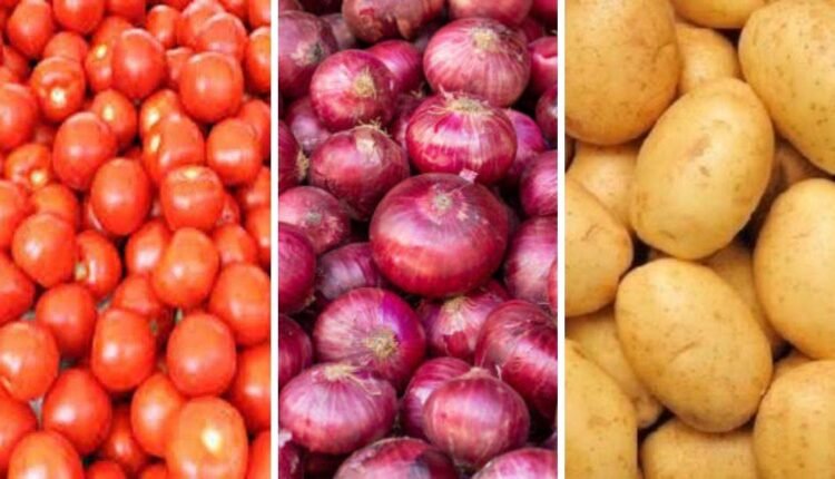 Before Navratri, tomato and potato prices skyrocketed, tomato reached ₹ 80 and potato reached ₹ 50 per kg