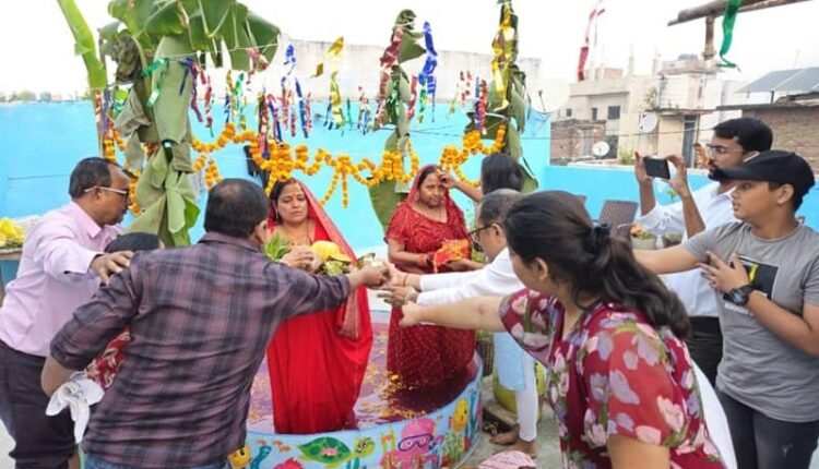 The second offering was made to the rising sun in Mahadevpuri