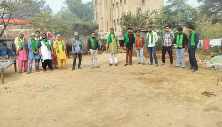 Bhakiyu (Anant) started indefinite strike demanding removal of encroachment