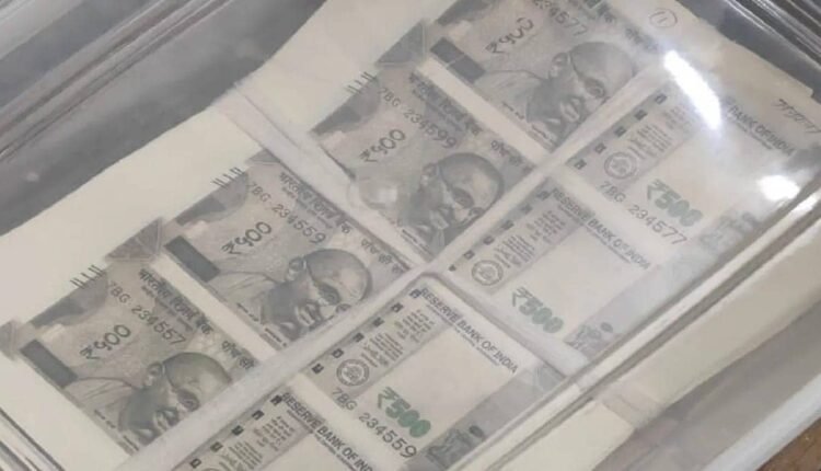 Fake currency racket busted in Ghaziabad, currency worth Rs 4-5 crores circulated