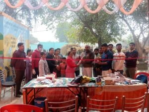 "Live safe, get your HIV tests done regularly"