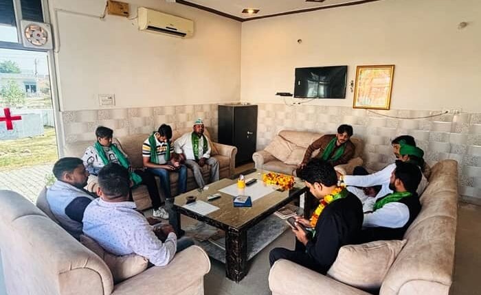 A call to fight for the rights of farmers and labourers in the meeting of Bharatiya Kisan Union (Anant)